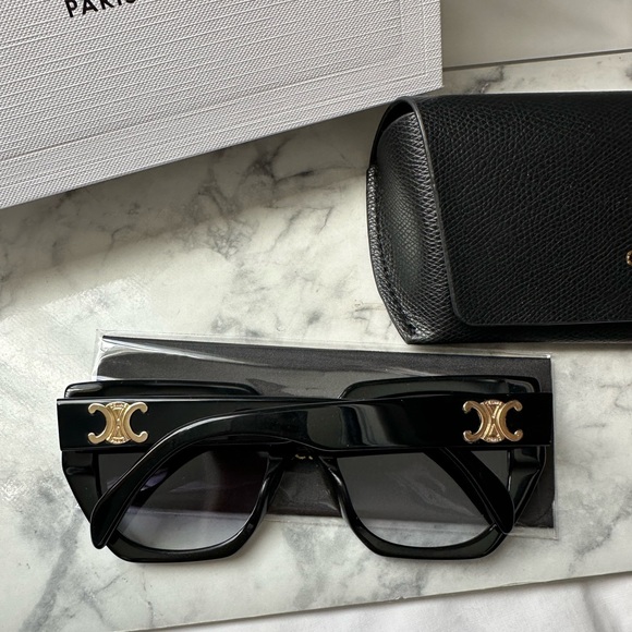 NEW Celine CL40239F 01F 55mm Butterfly Black Sunglasses with Grey Lens - Picture 7 of 11